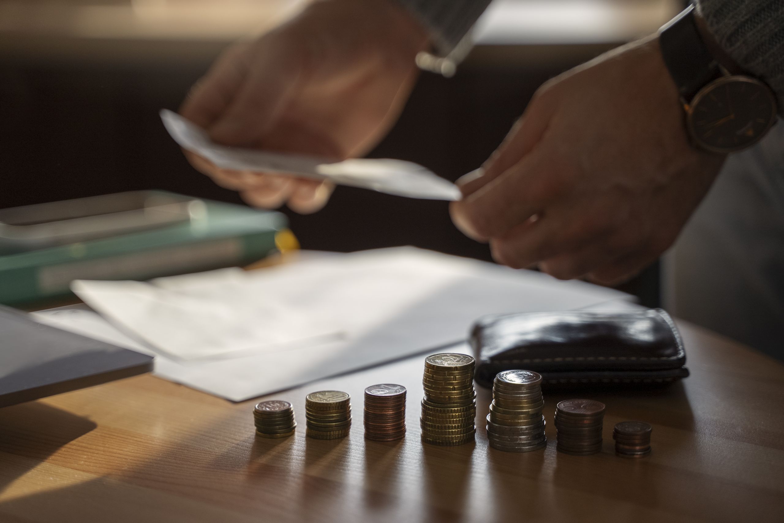 Close Up Coins Saved Energy Crisis Expenses - Auster Inteligência Contábil