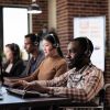 African American Helpline Operator With Chronic Impairment - Auster Inteligência Contábil